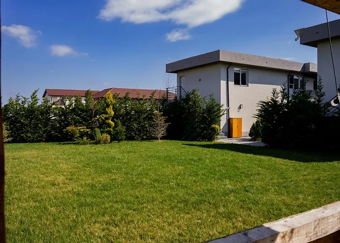 Donilads Properties - Home Everywhere, Relax & Nature Escape
